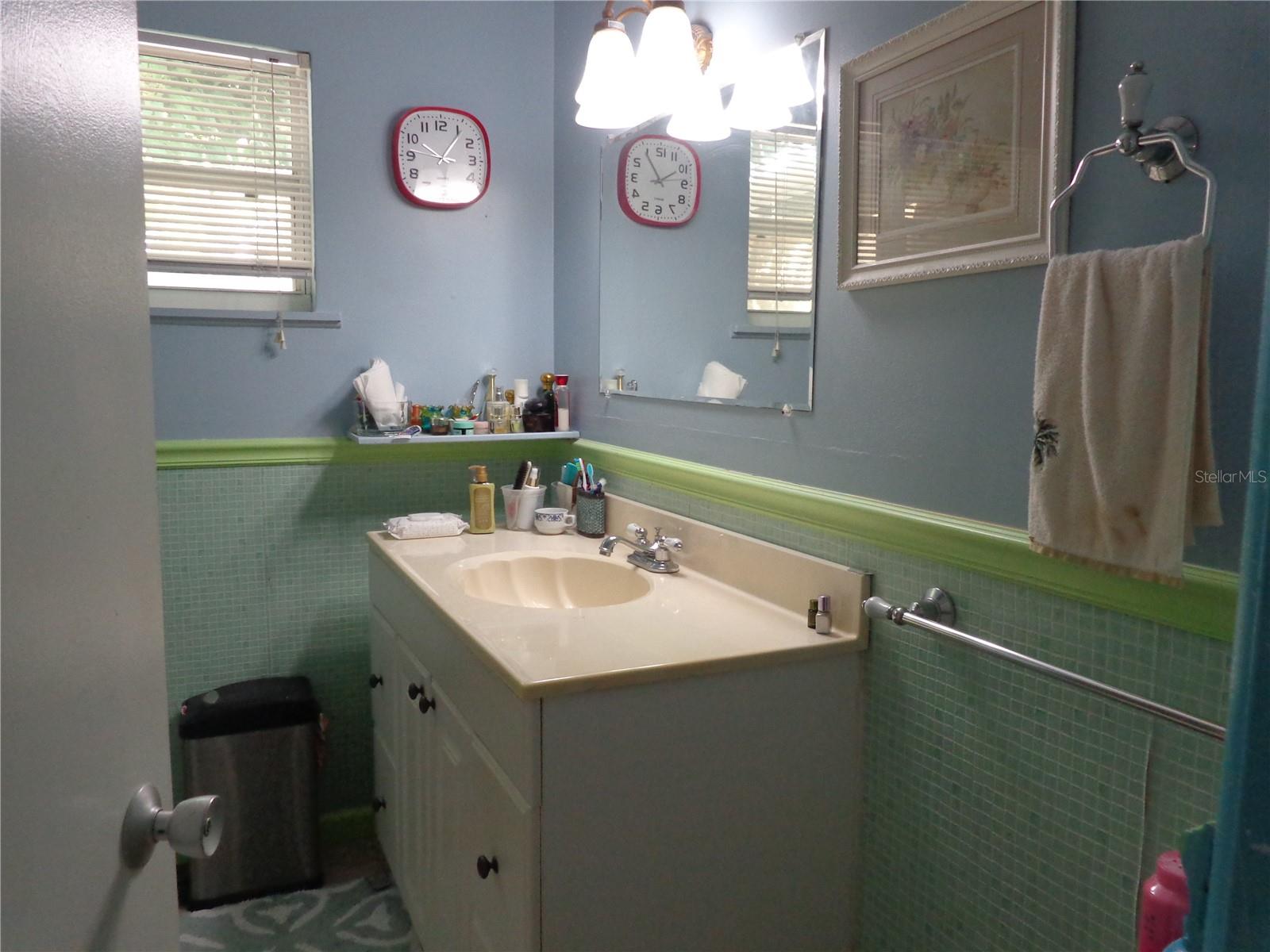 6165 26TH AVE N, ST PETERSBURG, FL — photo 9