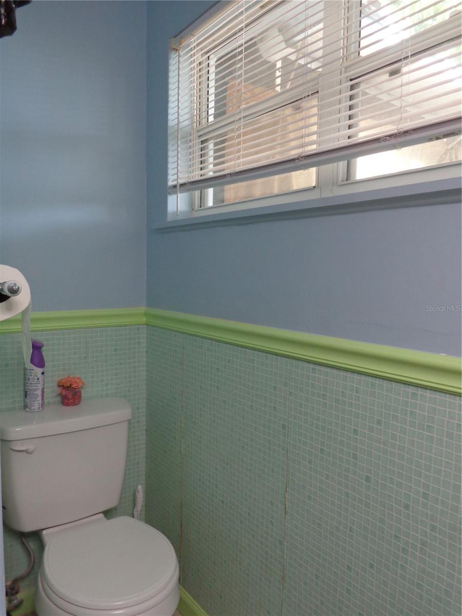 6165 26TH AVE N, ST PETERSBURG, FL — photo 10