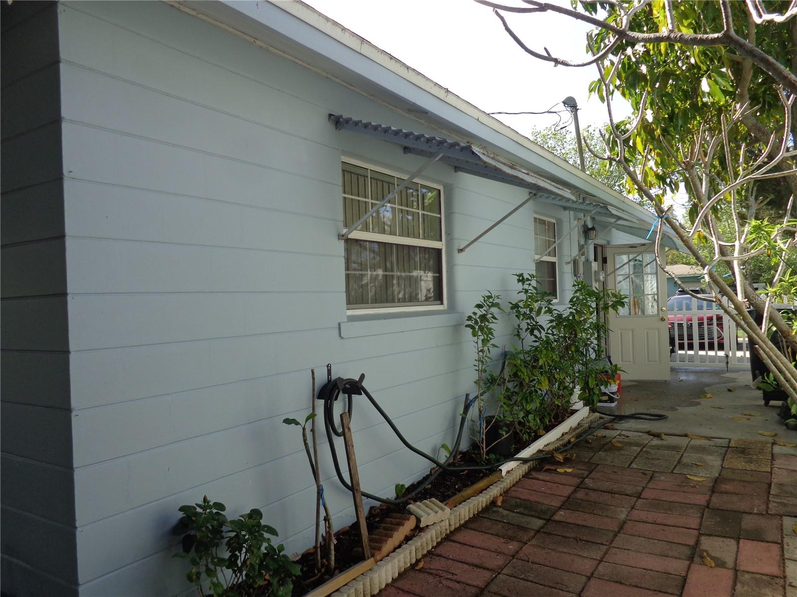 6165 26TH AVE N, ST PETERSBURG, FL — photo 28