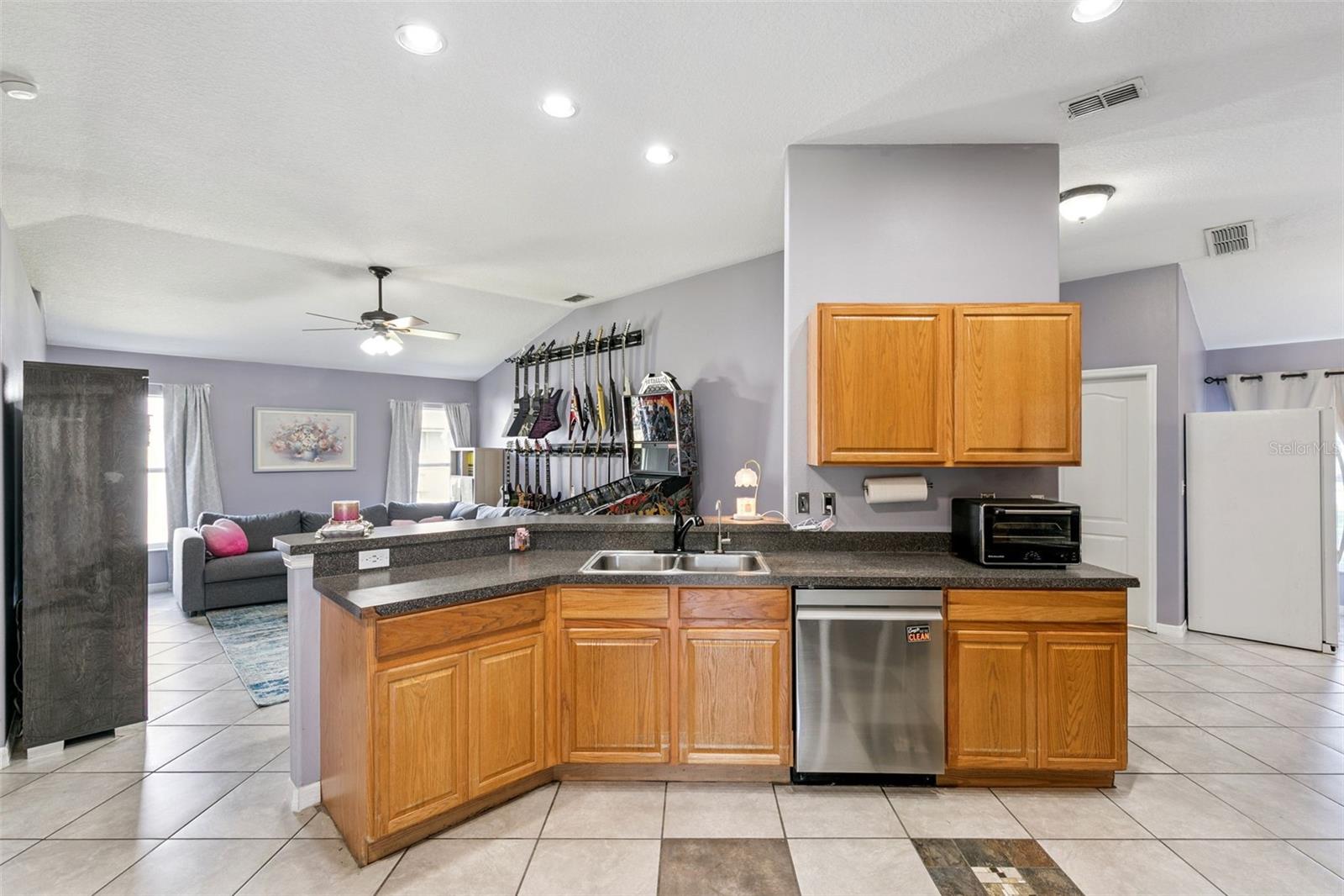 10644 CEDAR FOREST CIR, CLERMONT, FL — photo 12