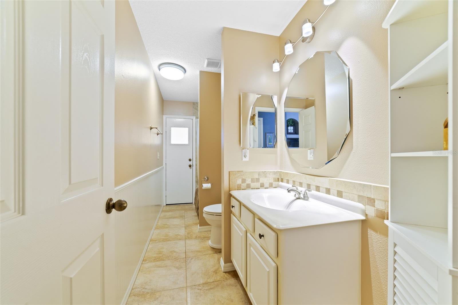 124 COUNTRY LAKES CIR, GROVELAND, FL — photo 35