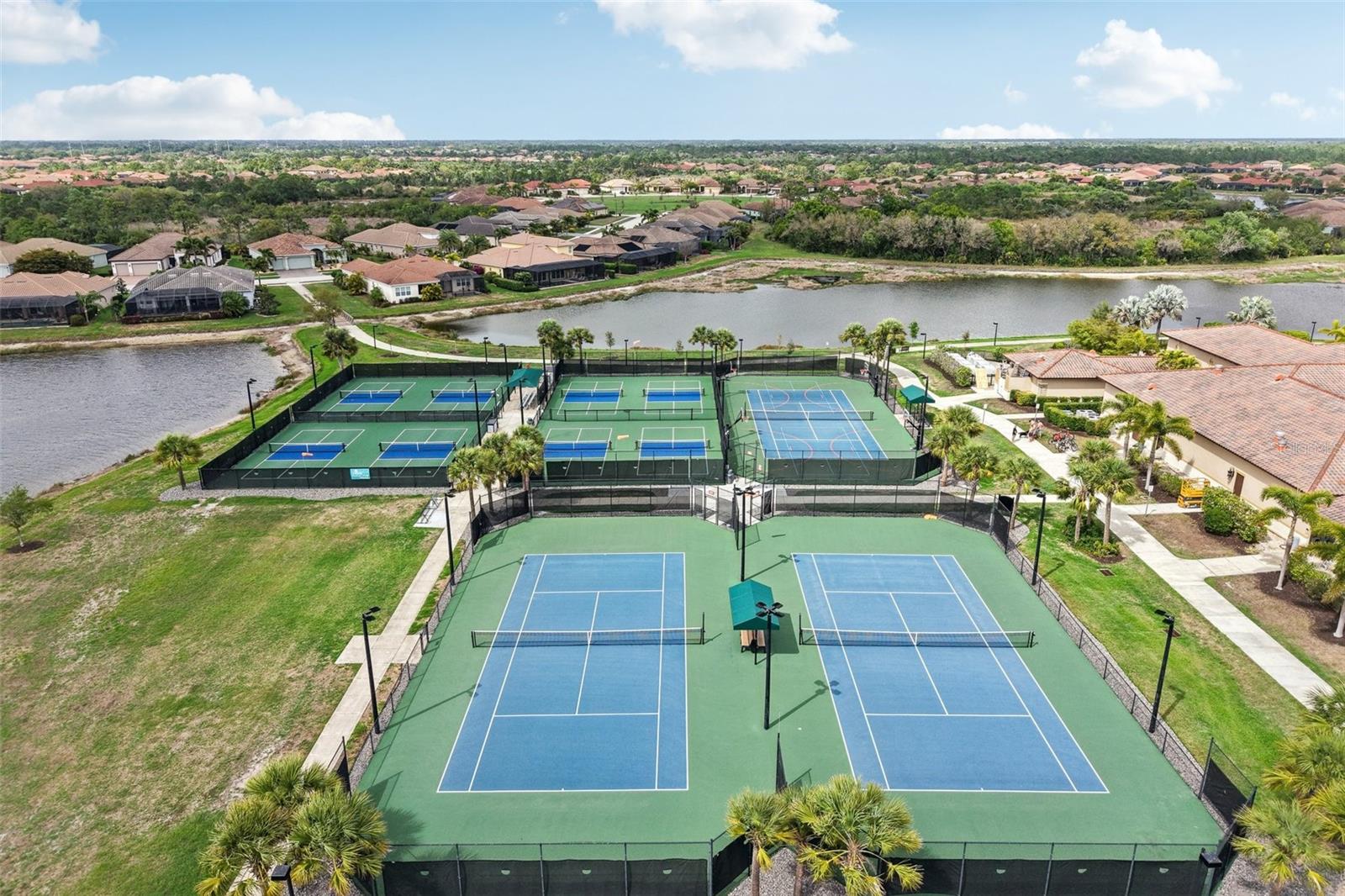 20604 BENISSIMO DR, VENICE, FL — photo 33