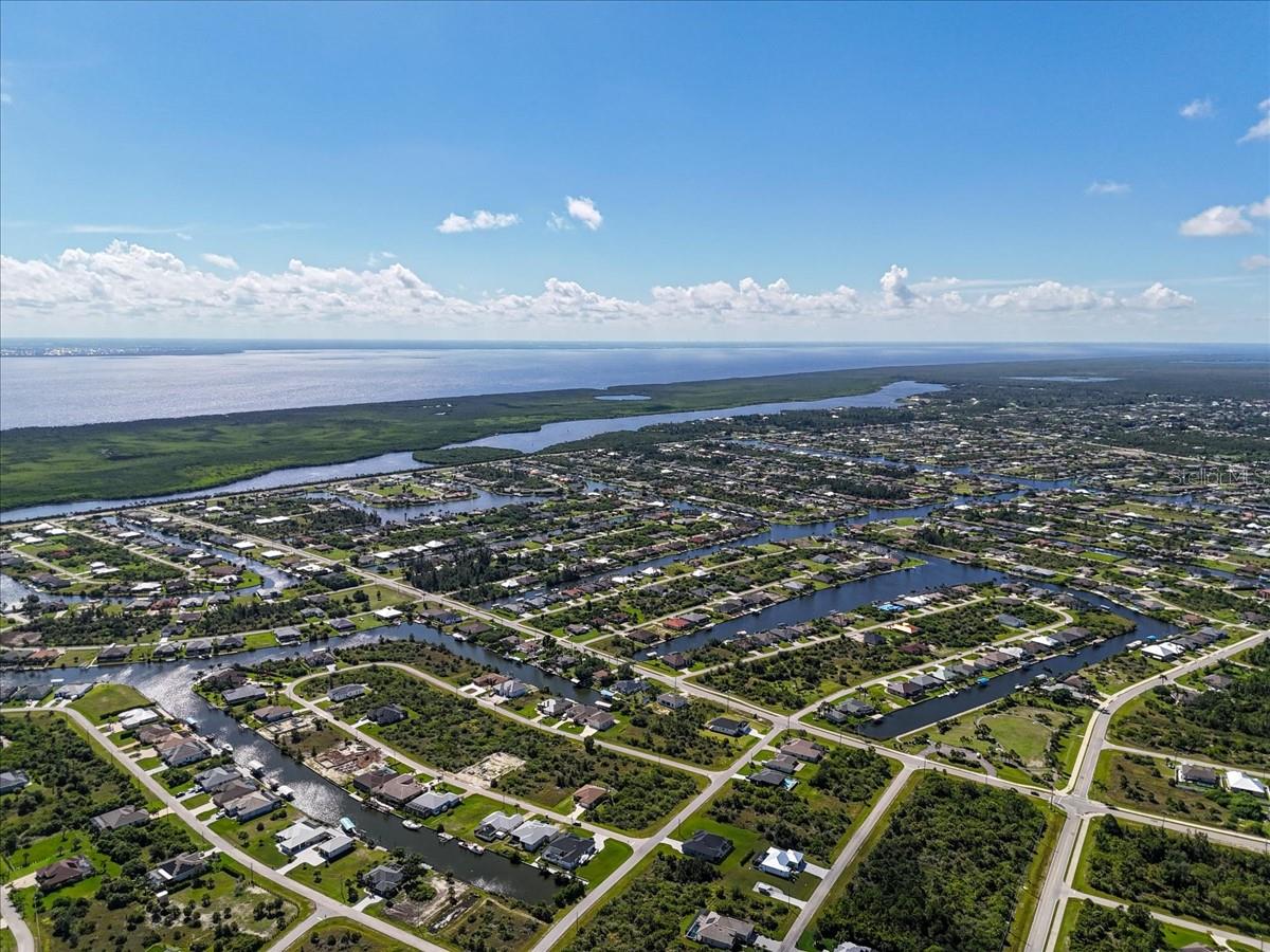 8295 ANTWERP CIR, PORT CHARLOTTE, FL — photo 2