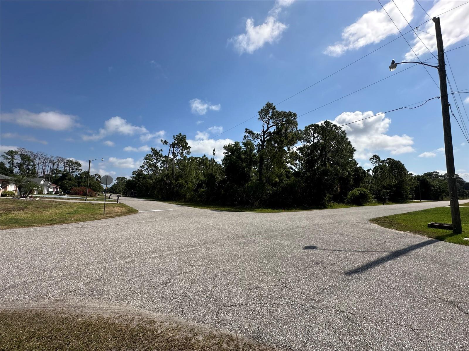 18038 YORK AVE, PORT CHARLOTTE, FL — photo 2