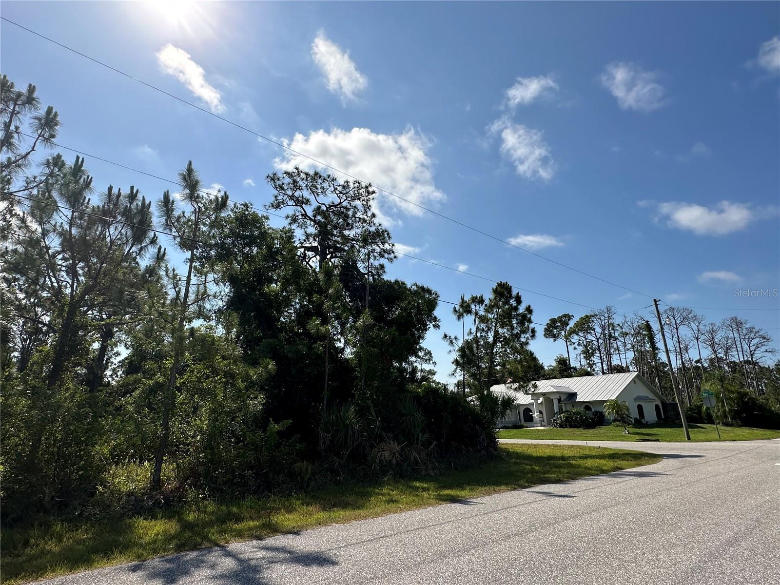 18038 YORK AVE, PORT CHARLOTTE, FL — photo 7