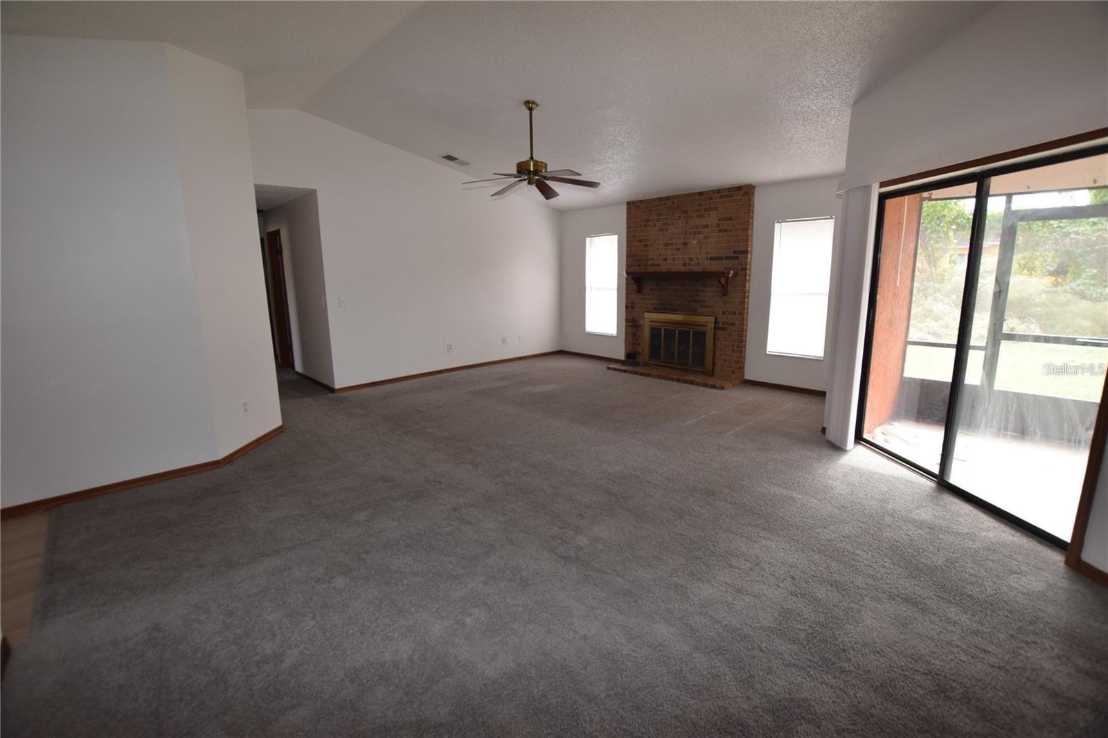 2585 DERBY DR, DELTONA, FL — photo 4
