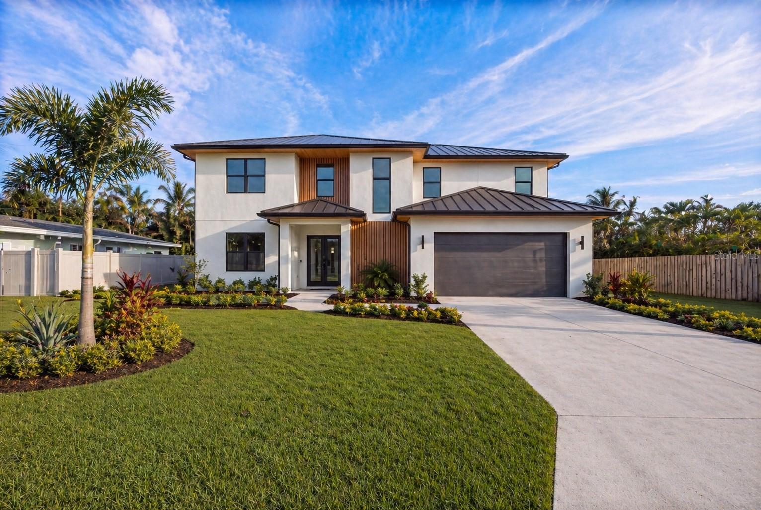 1235 CORDOVA BLVD NE, ST PETERSBURG, FL — photo 2