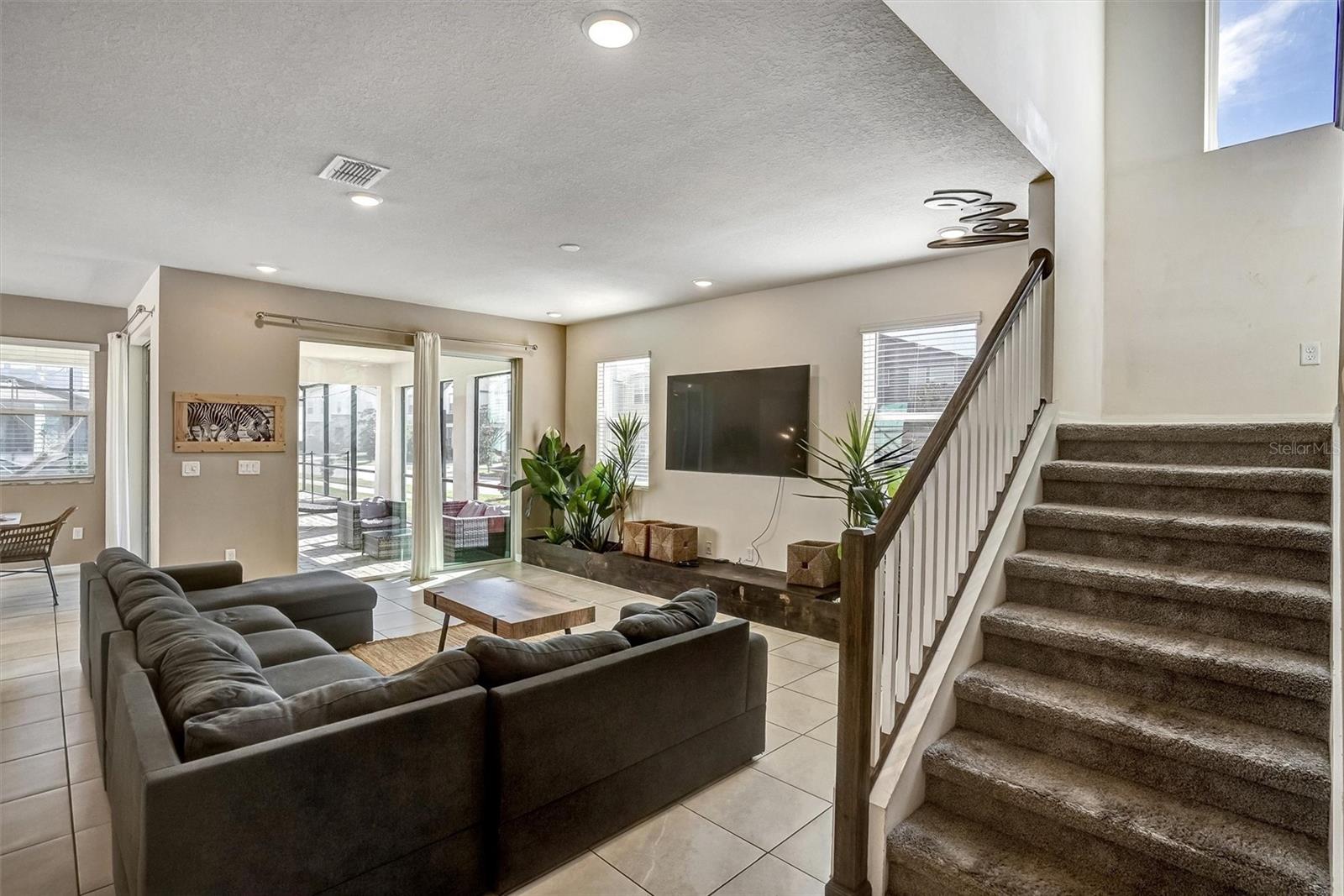 8918 TROPICAL HAVEN CT, KISSIMMEE, FL — photo 4