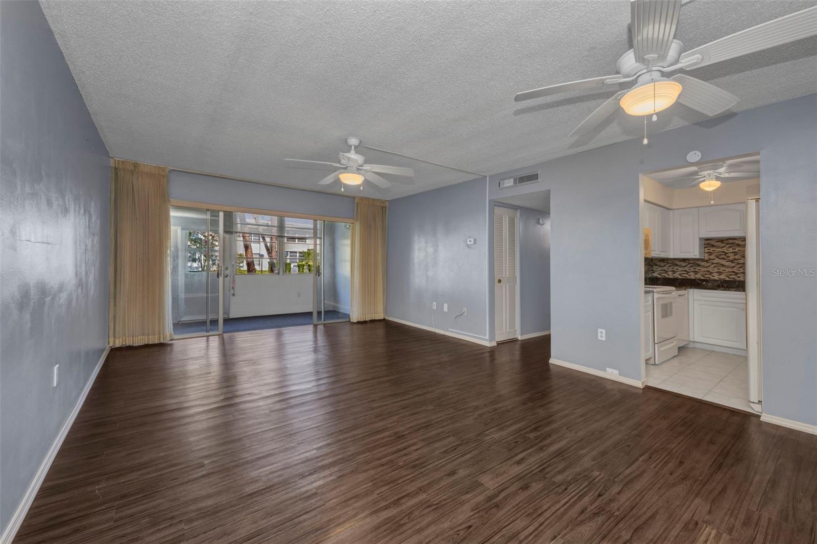2437 HARBOR BLVD #114, PORT CHARLOTTE, FL — photo 12