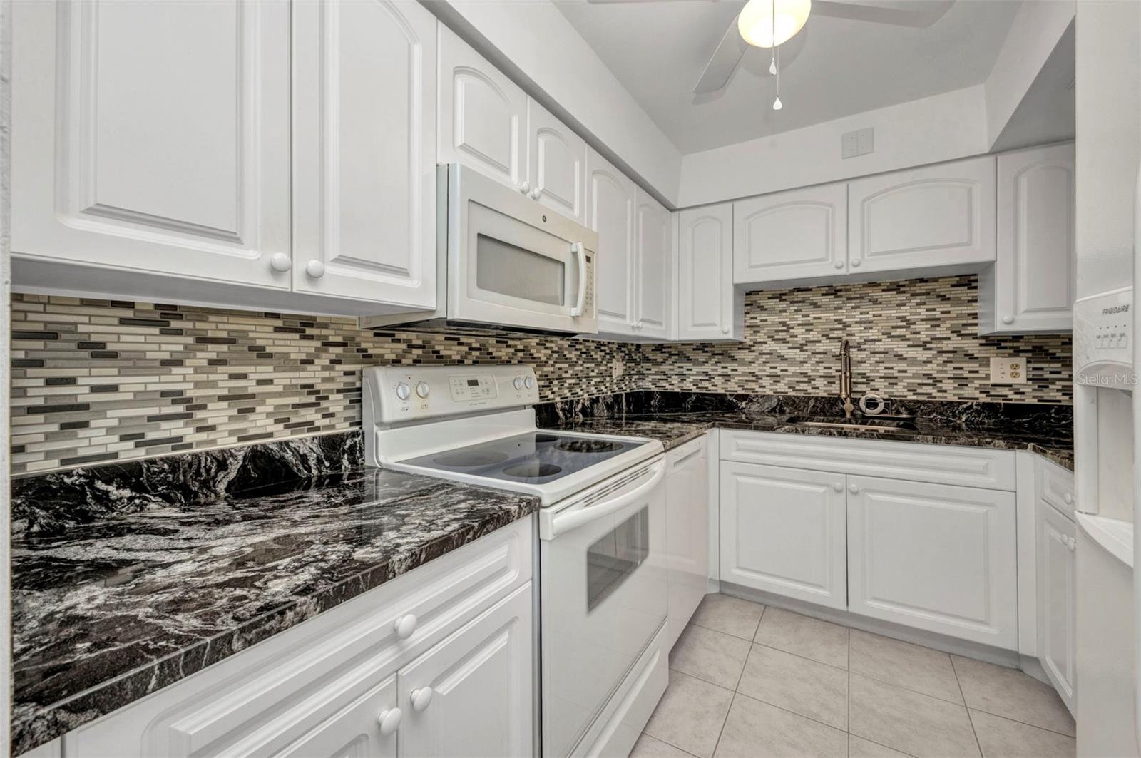 2437 HARBOR BLVD #114, PORT CHARLOTTE, FL — photo 13