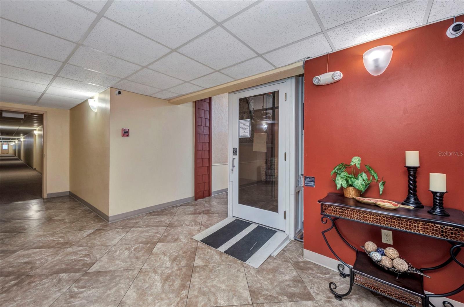 2437 HARBOR BLVD #114, PORT CHARLOTTE, FL — photo 35