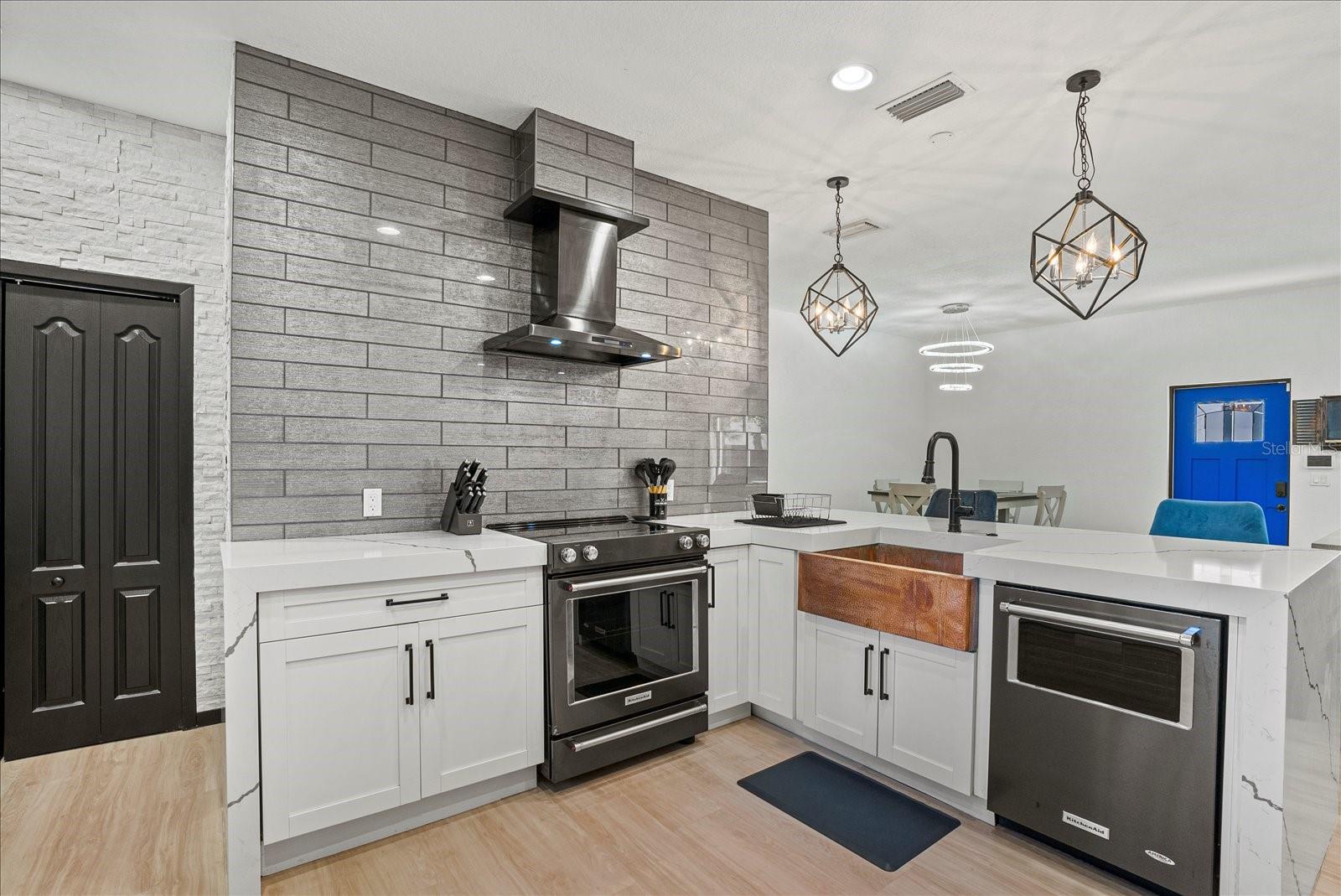 1185 S SHADE AVE, SARASOTA, FL — photo 14