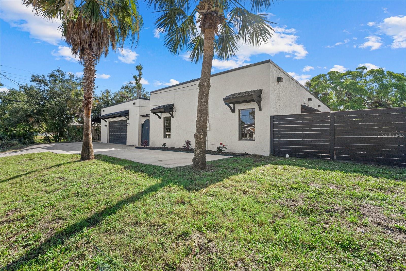 1185 S SHADE AVE, SARASOTA, FL — photo 33