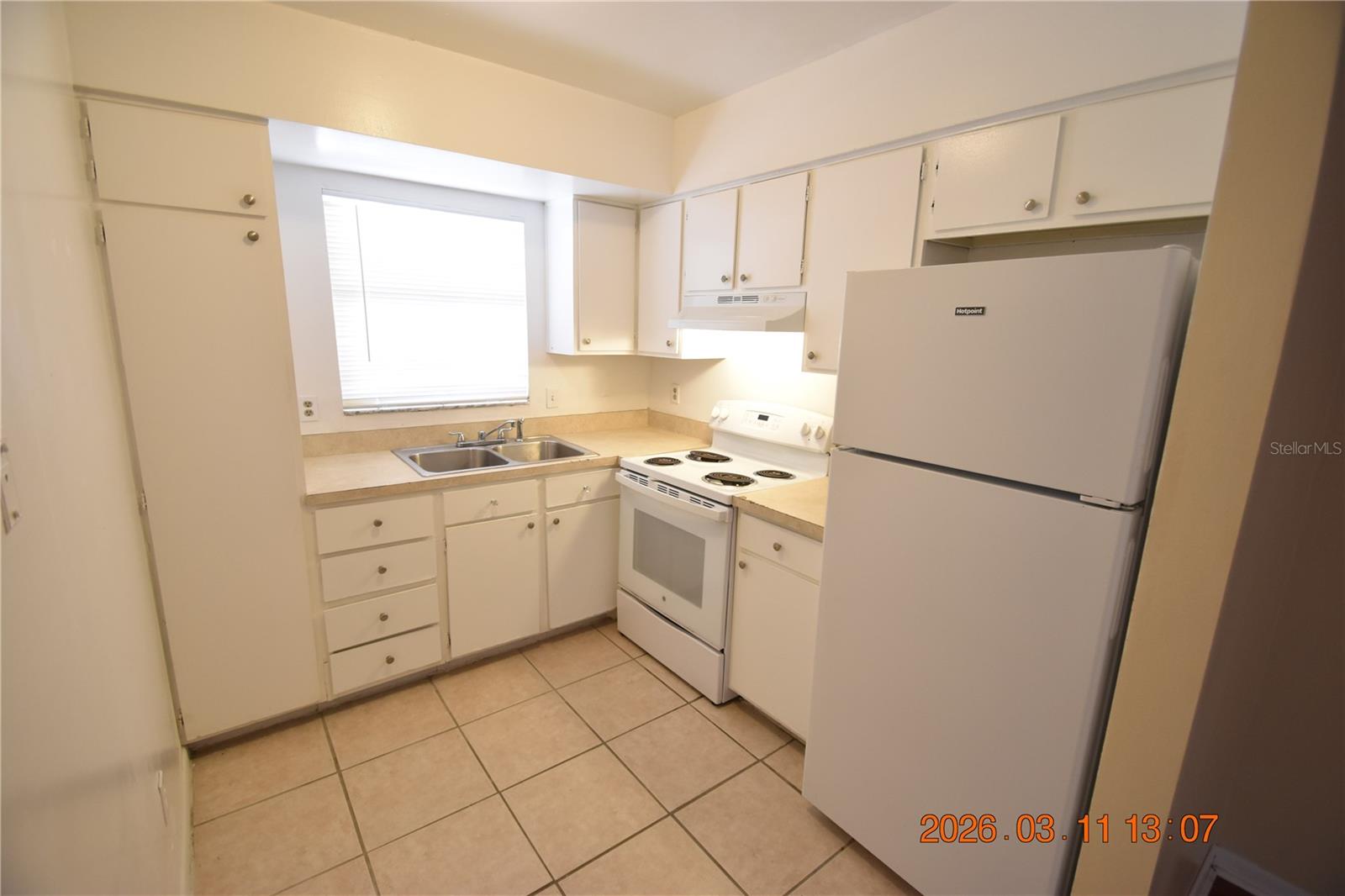 3910 44TH ST N #C9, ST PETERSBURG, FL — photo 14