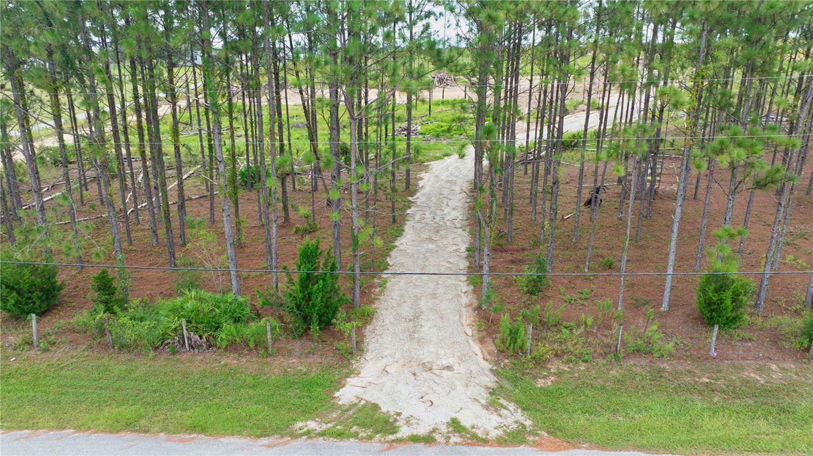 13070 CROWELL RD, BROOKSVILLE, FL — photo 3