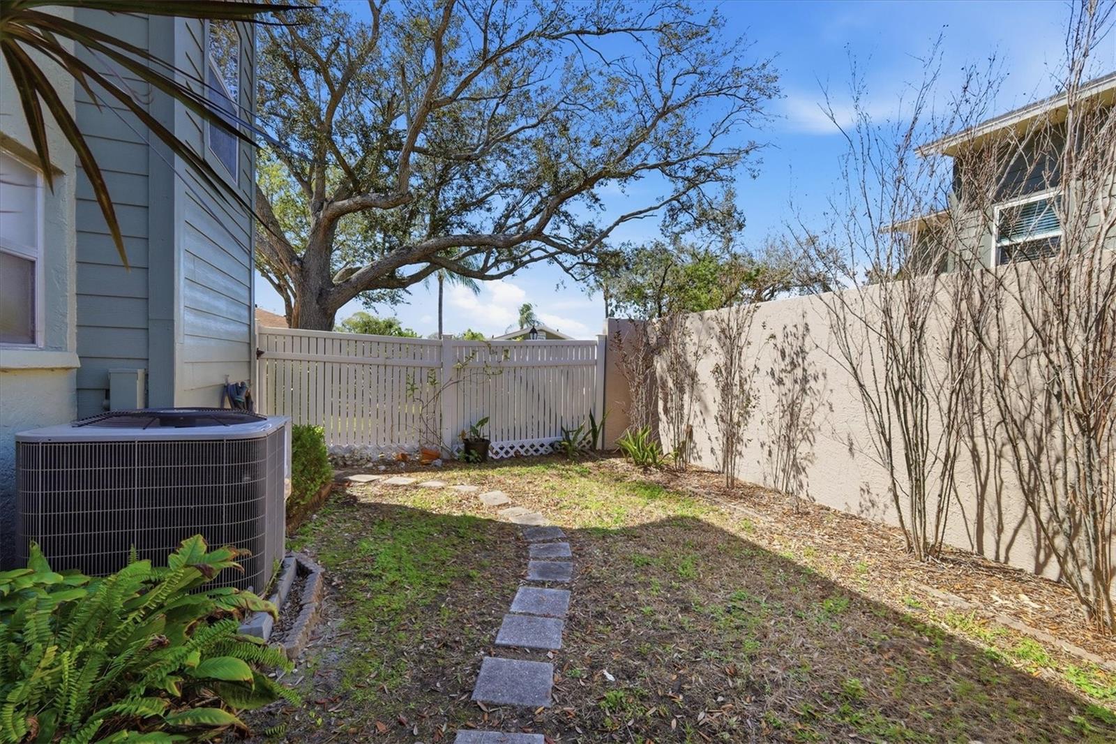 4173 CENTER POINTE CIR #87B, SARASOTA, FL — photo 21