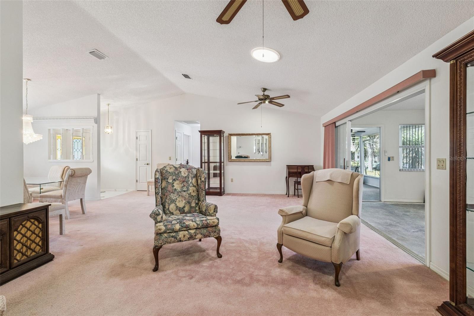 828 DUNDEE CIR, LEESBURG, FL — photo 12
