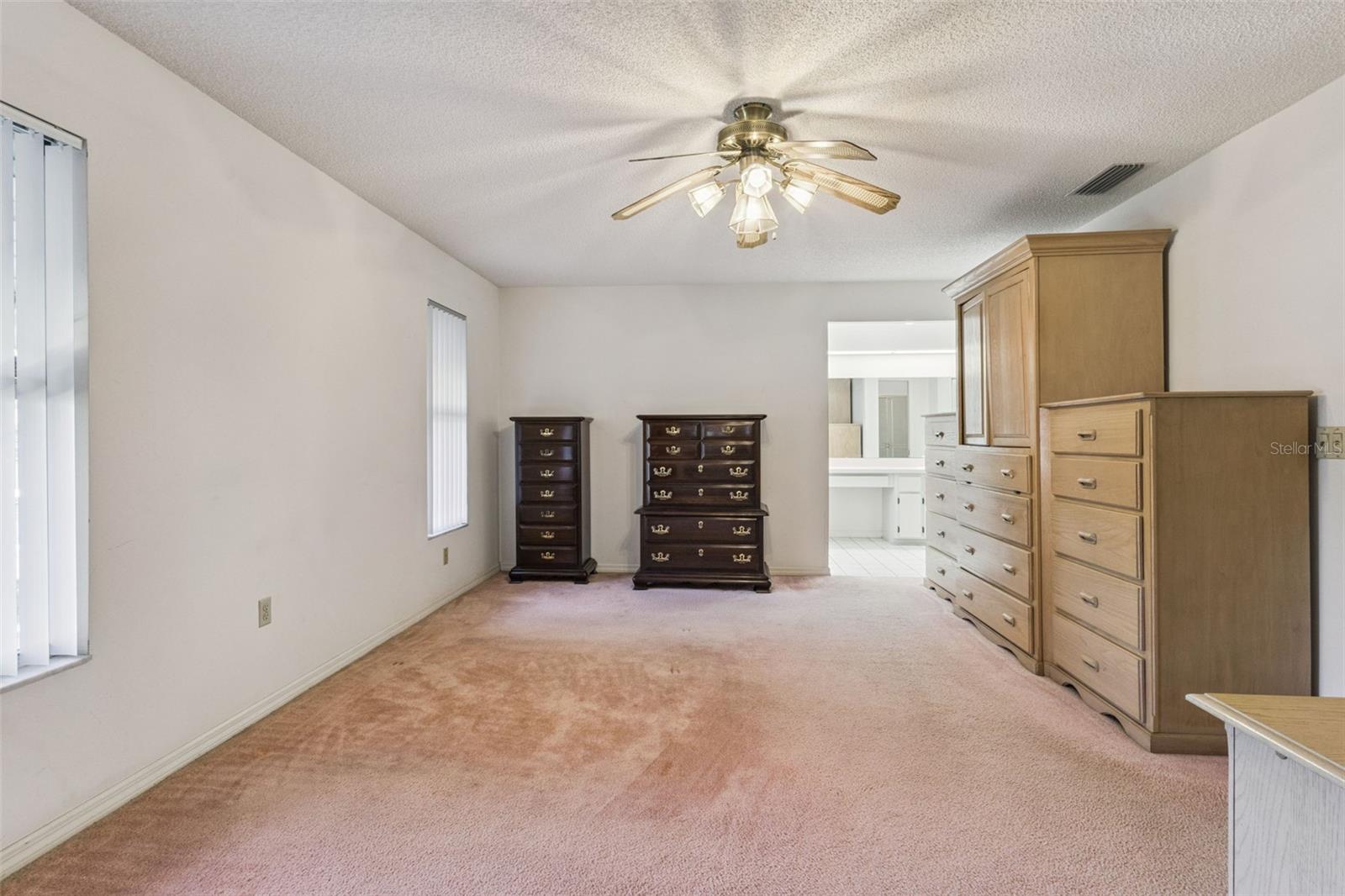 828 DUNDEE CIR, LEESBURG, FL — photo 28