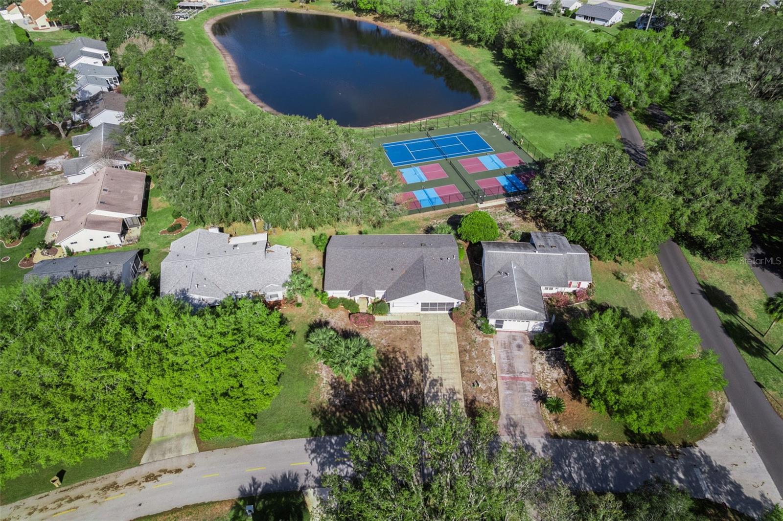 828 DUNDEE CIR, LEESBURG, FL — photo 79