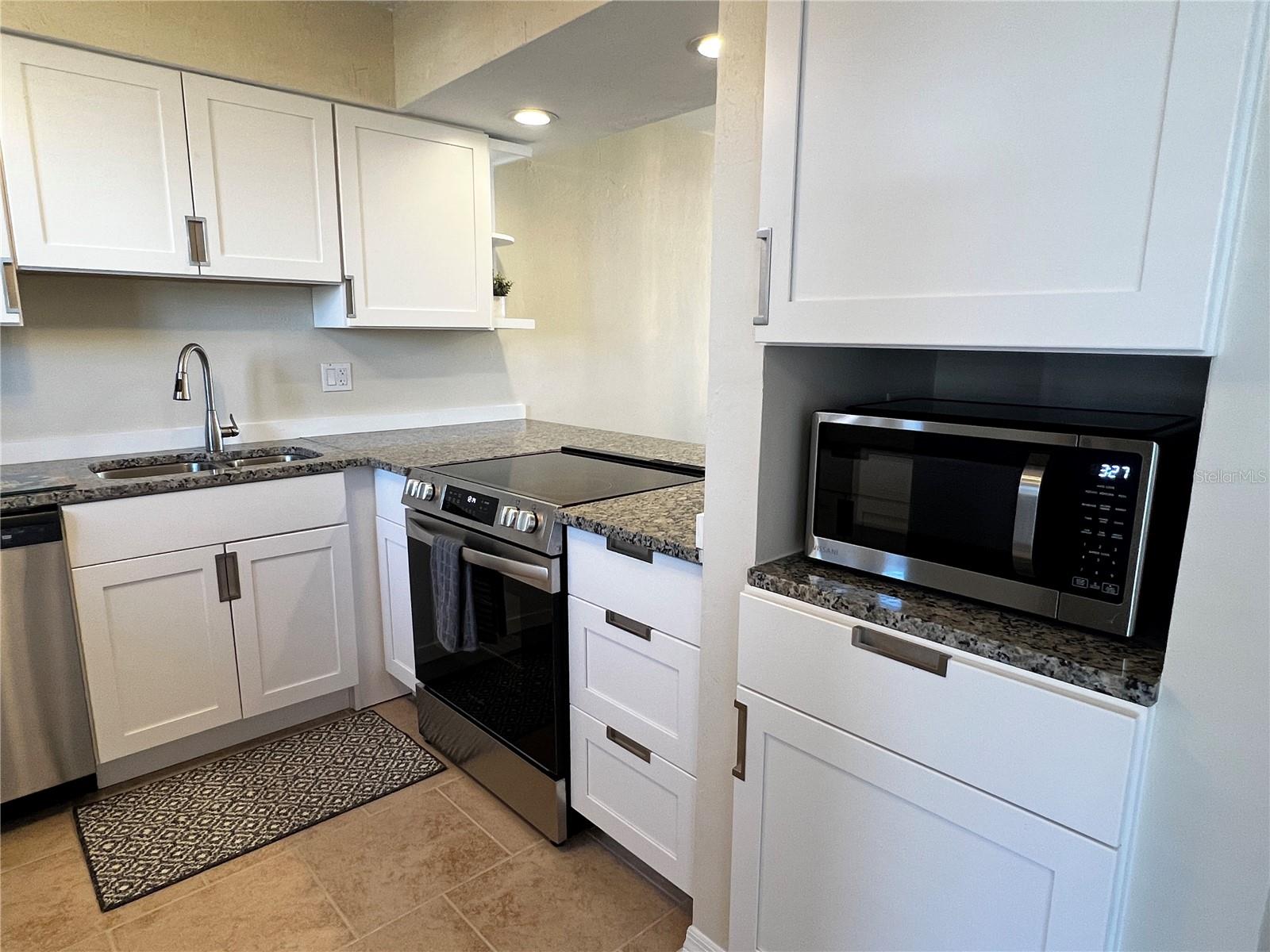 1801 GULF DR N #125, BRADENTON BEACH, FL — photo 6