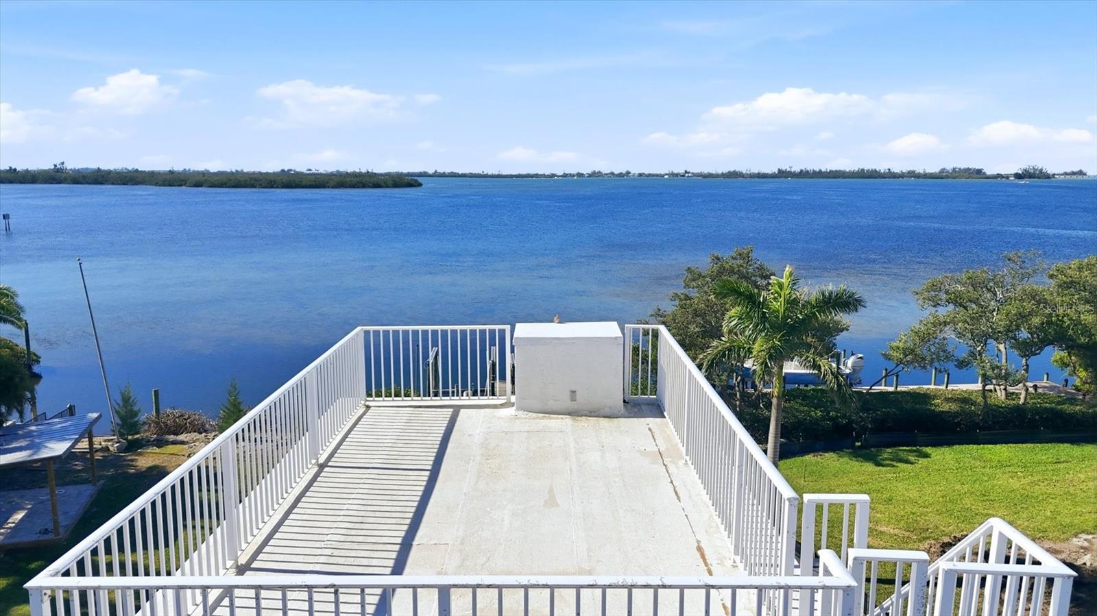 10218 46TH AVE W, BRADENTON, FL — photo 48