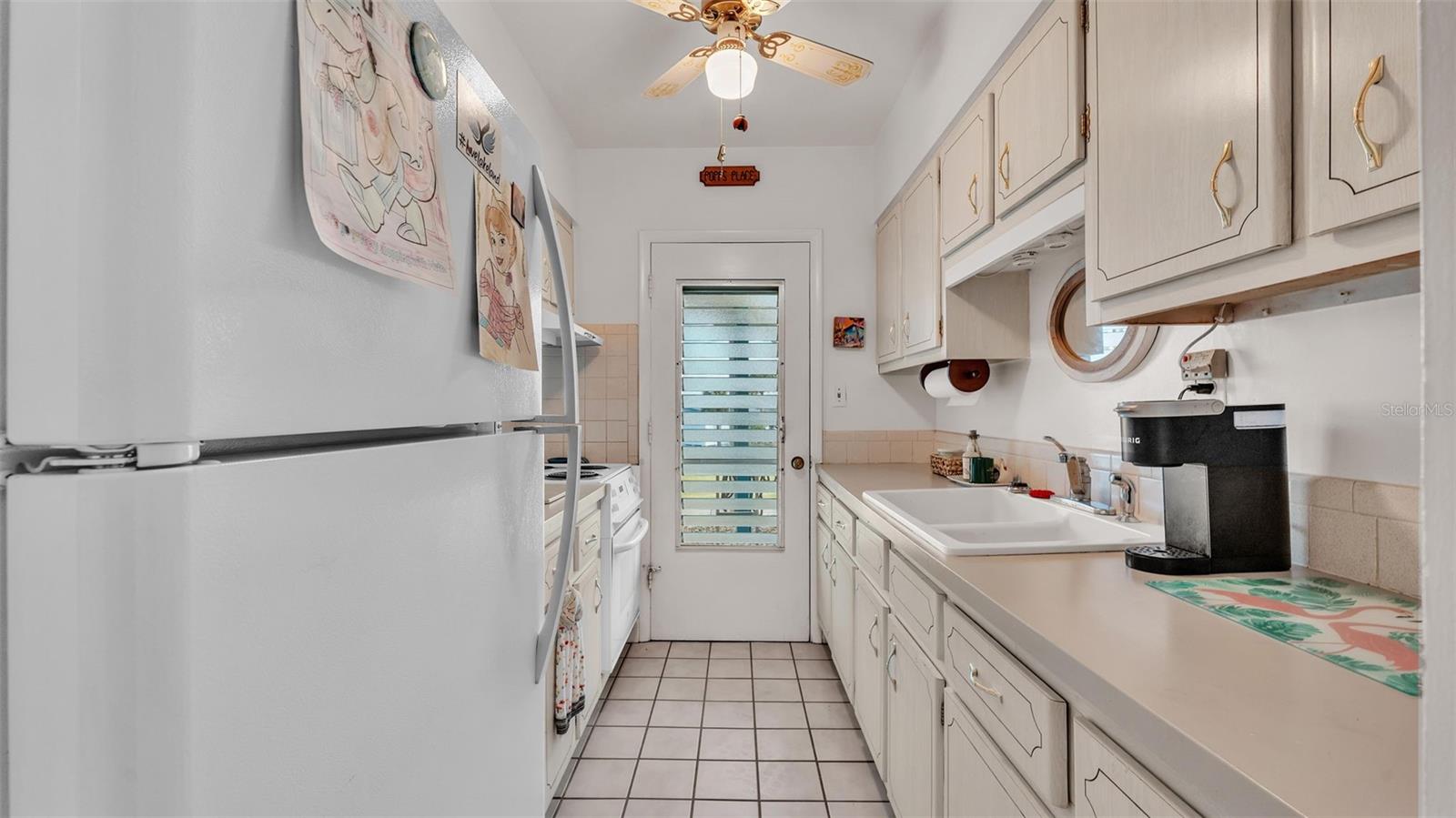 1600 W LAKE PARKER DR #B9, LAKELAND, FL — photo 7