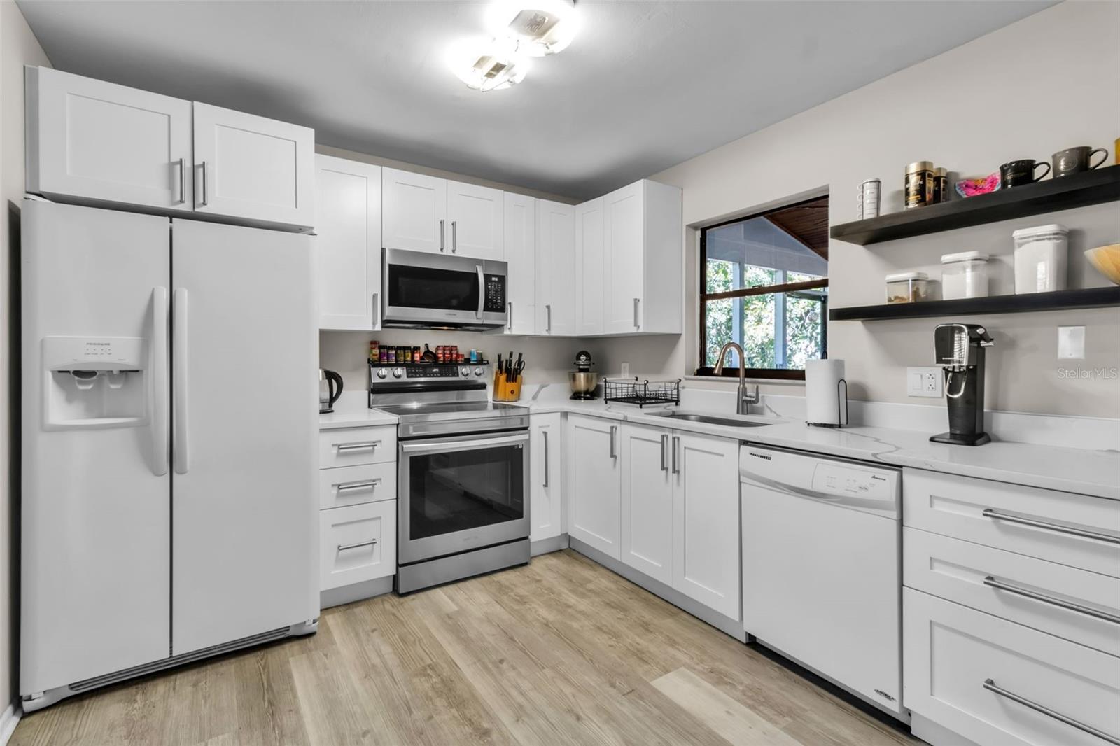 3415 51ST AVENUE CIR W #206, BRADENTON, FL — photo 13