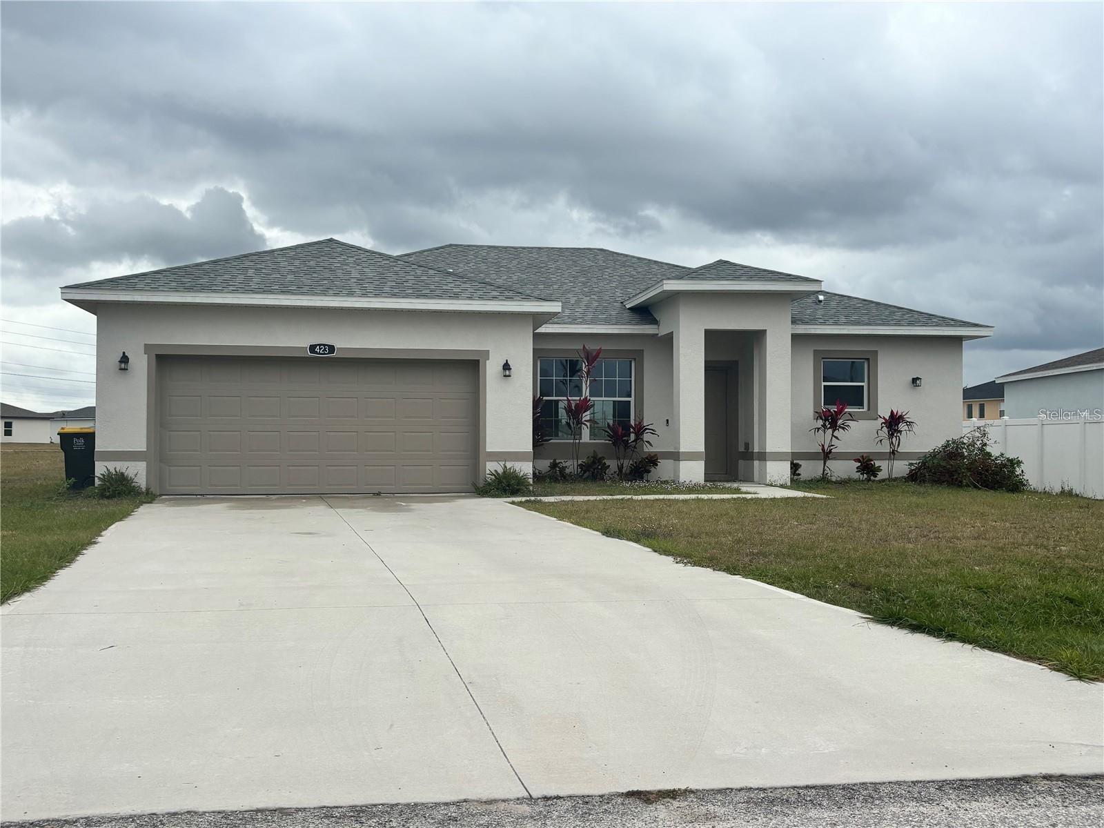 423 CHURCHILL CT, KISSIMMEE, FL