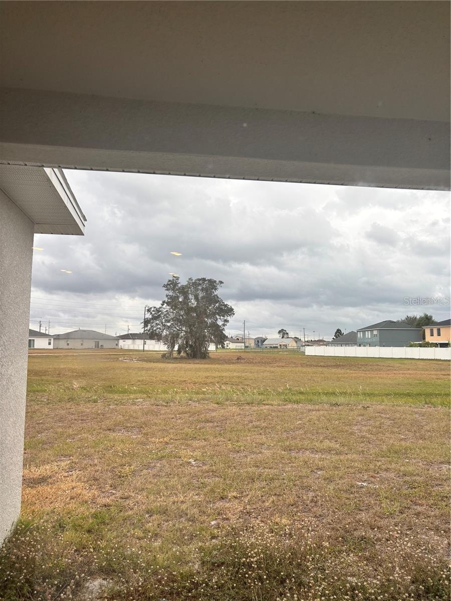 423 CHURCHILL CT, KISSIMMEE, FL — photo 18