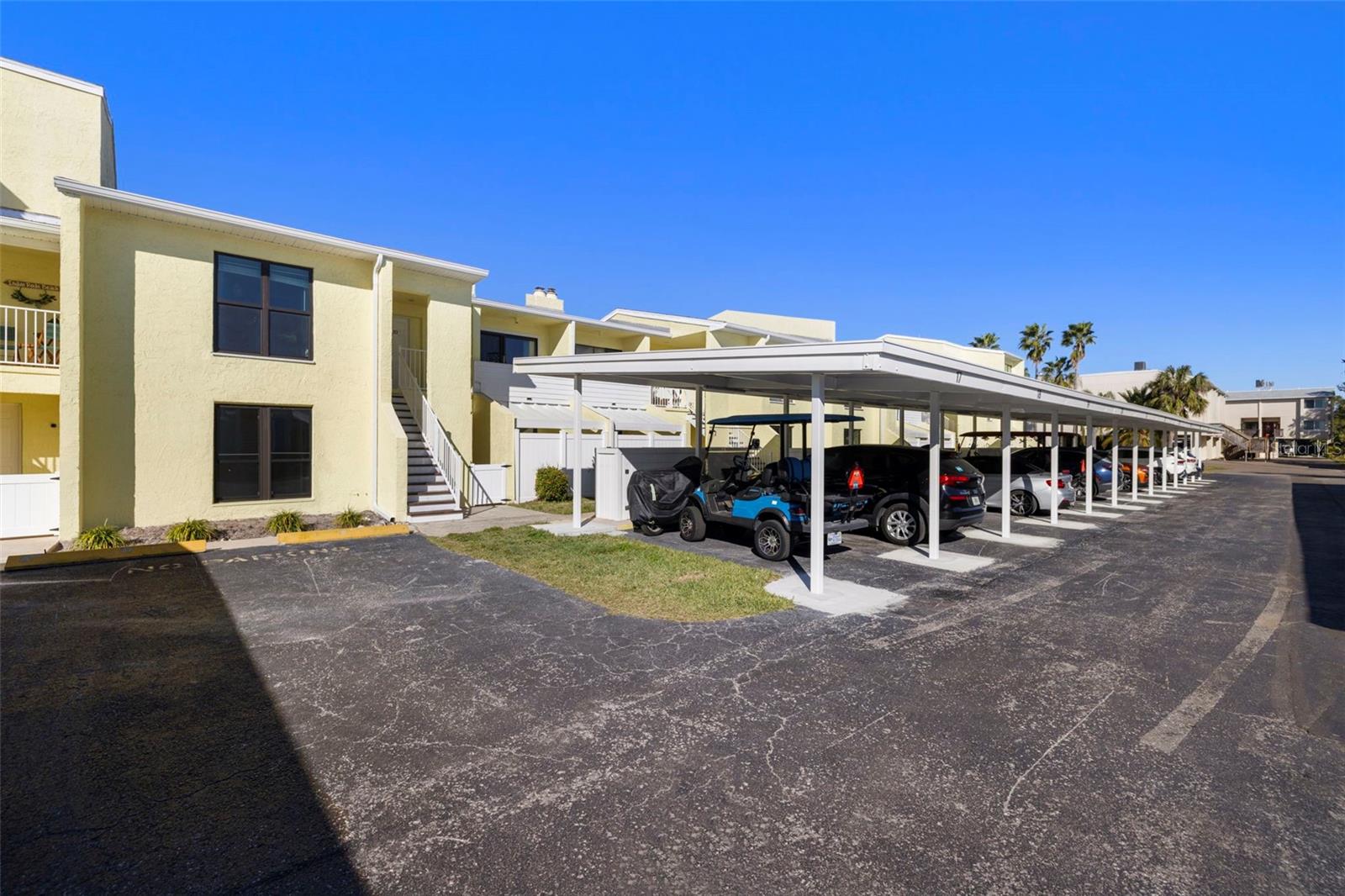 1 WINDRUSH BLVD #19, INDIAN ROCKS BEACH, FL — photo 37