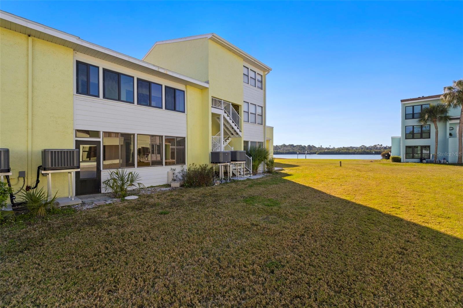 1 WINDRUSH BLVD #19, INDIAN ROCKS BEACH, FL — photo 38