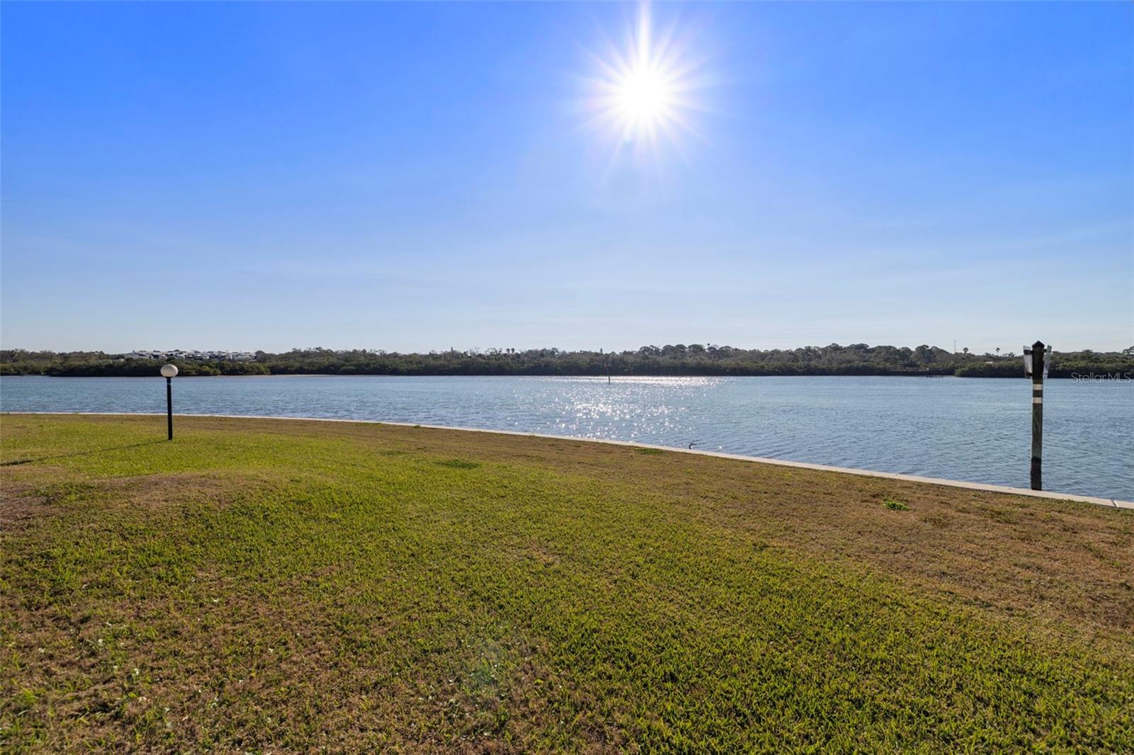 1 WINDRUSH BLVD #19, INDIAN ROCKS BEACH, FL — photo 39