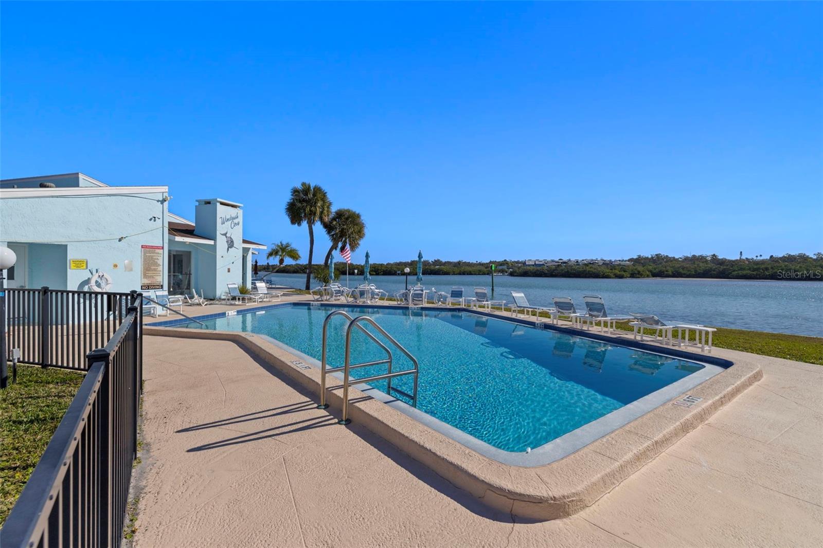 1 WINDRUSH BLVD #19, INDIAN ROCKS BEACH, FL — photo 43