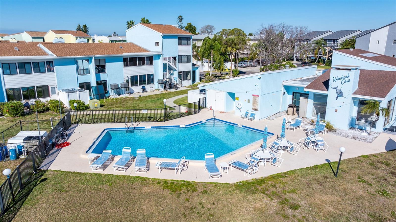 1 WINDRUSH BLVD #19, INDIAN ROCKS BEACH, FL — photo 5