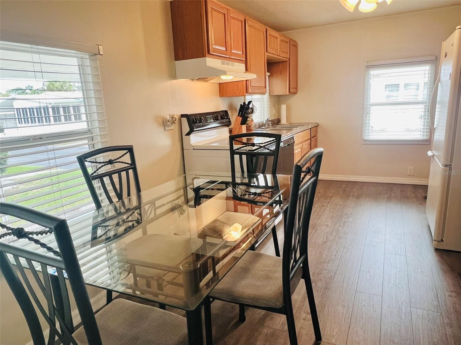 2282 PIAZZA DR #117, SARASOTA, FL — photo 4