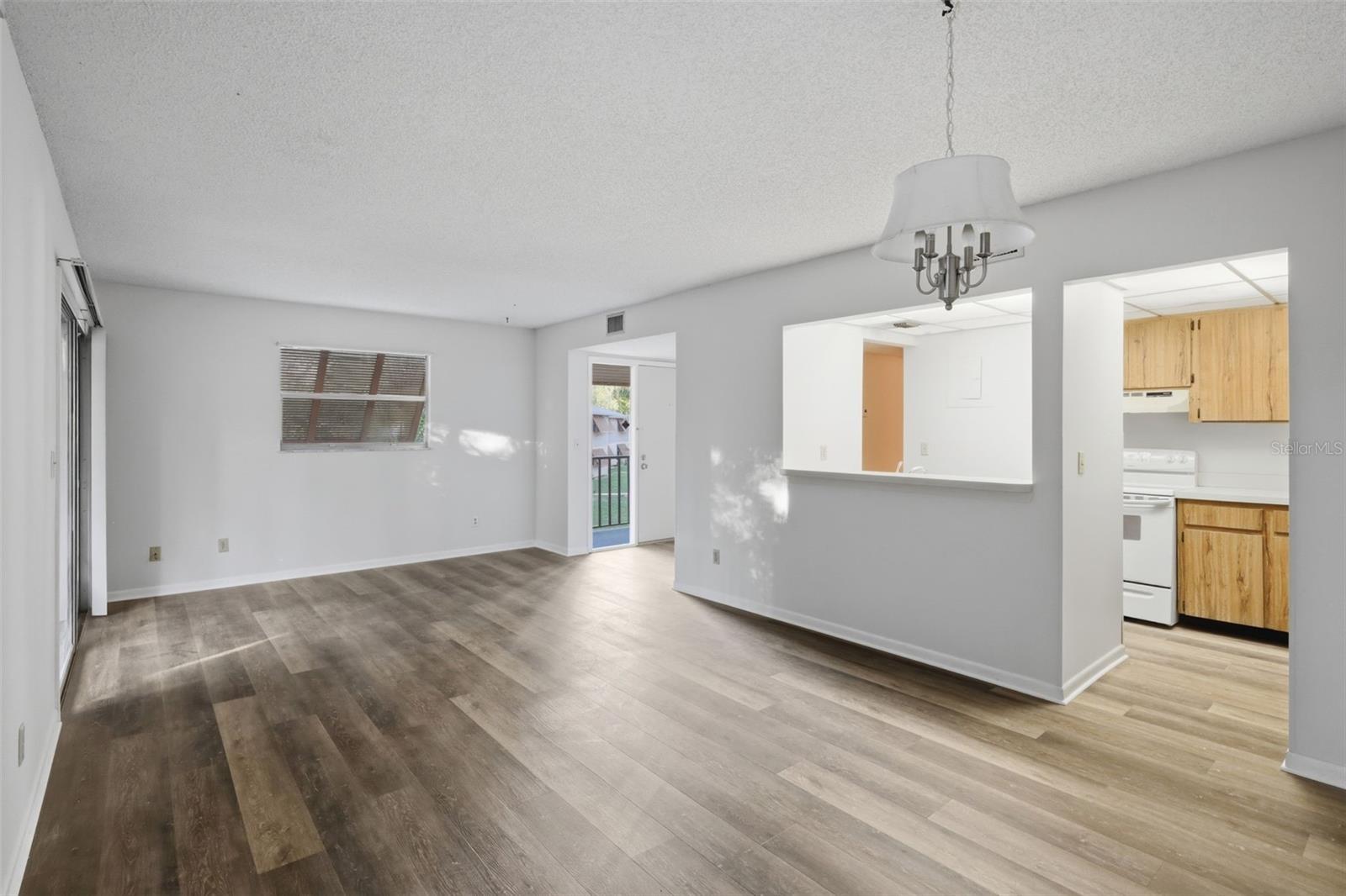100 SWEETGUM WOODS CT #9B, DELTONA, FL — photo 7