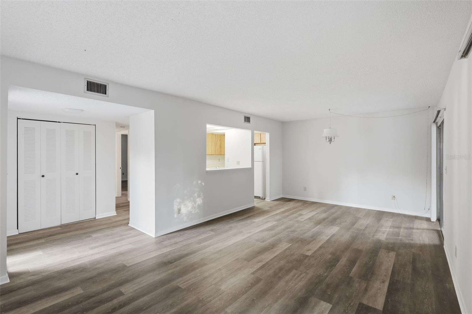 100 SWEETGUM WOODS CT #9B, DELTONA, FL — photo 9