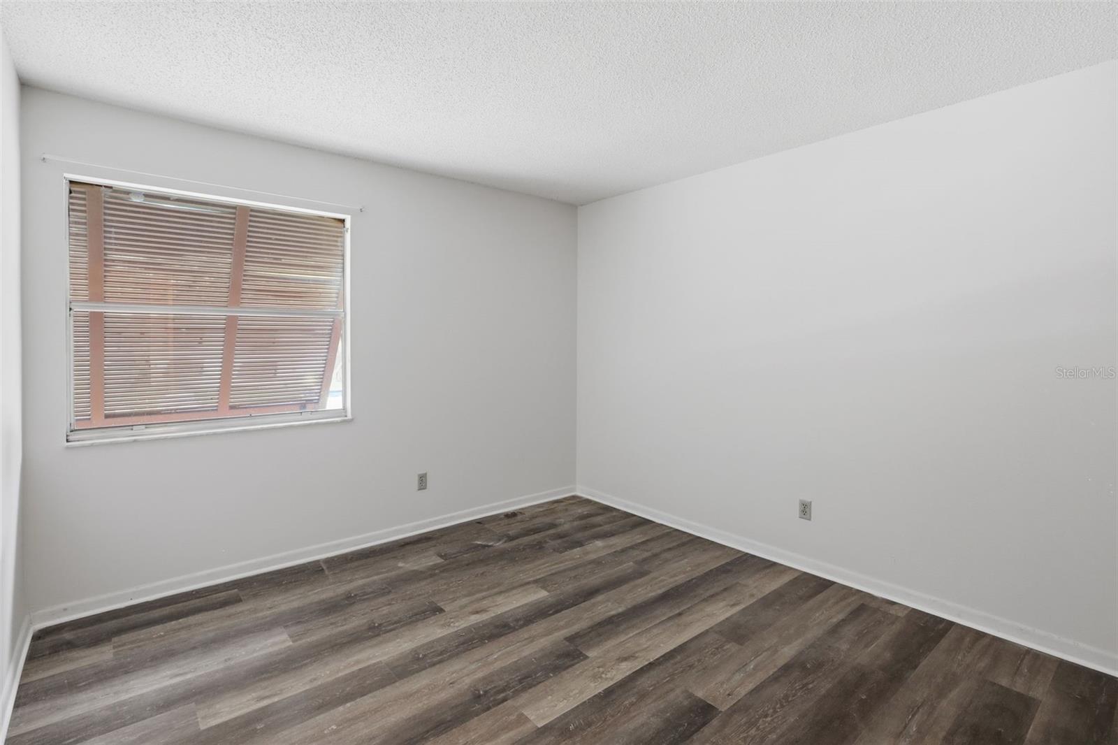 100 SWEETGUM WOODS CT #9B, DELTONA, FL — photo 23