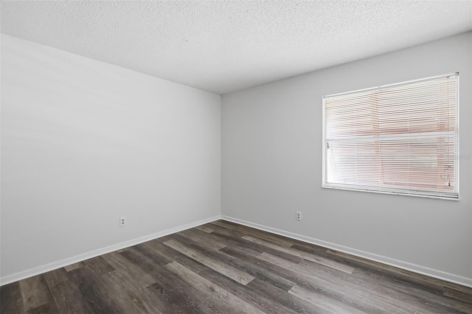 100 SWEETGUM WOODS CT #9B, DELTONA, FL — photo 27