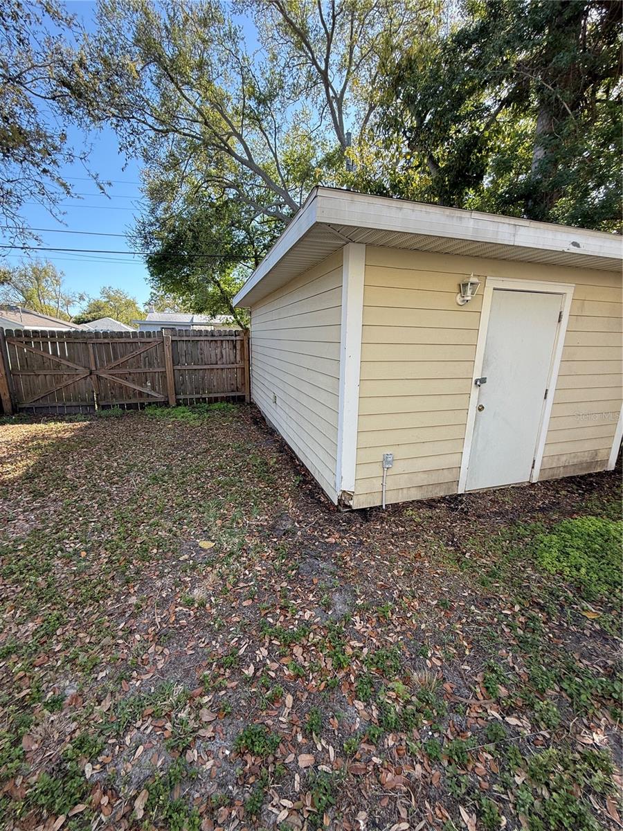 720 NEWTON AVE S, ST PETERSBURG, FL — photo 22