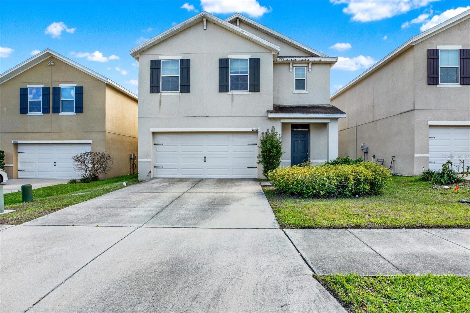 10219 HAWK STORM AVE, TAMPA, FL — photo 2