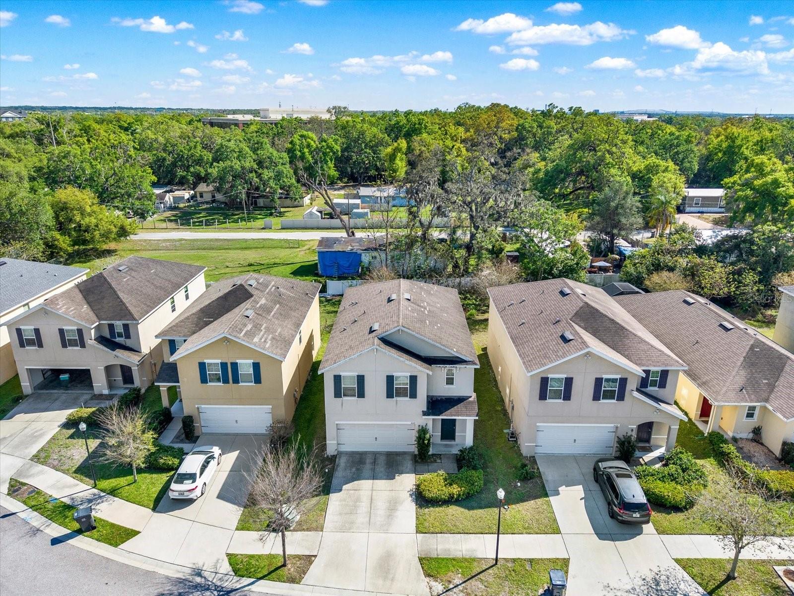 10219 HAWK STORM AVE, TAMPA, FL — photo 28