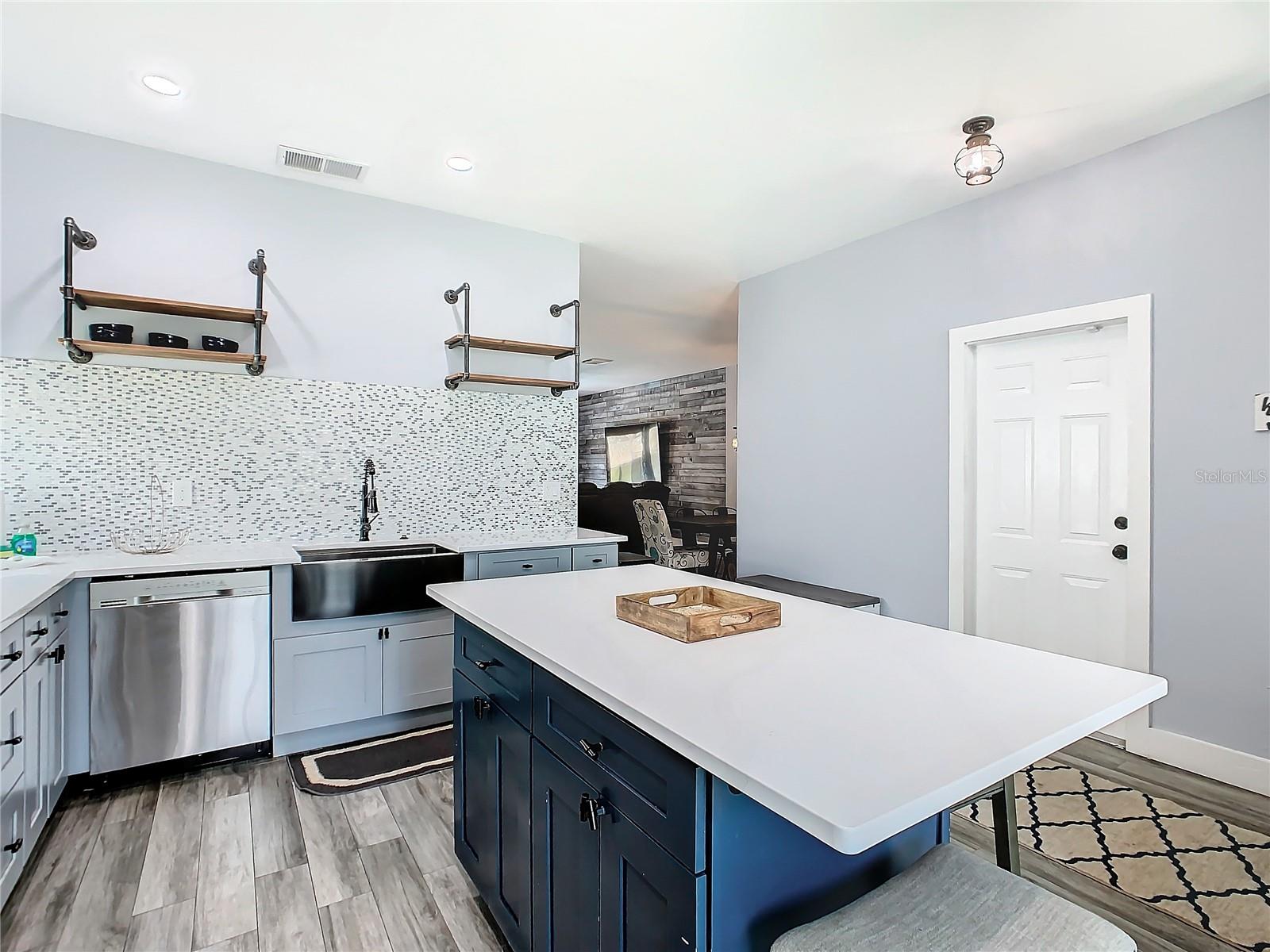 8050 KING PALM CIR, KISSIMMEE, FL — photo 10
