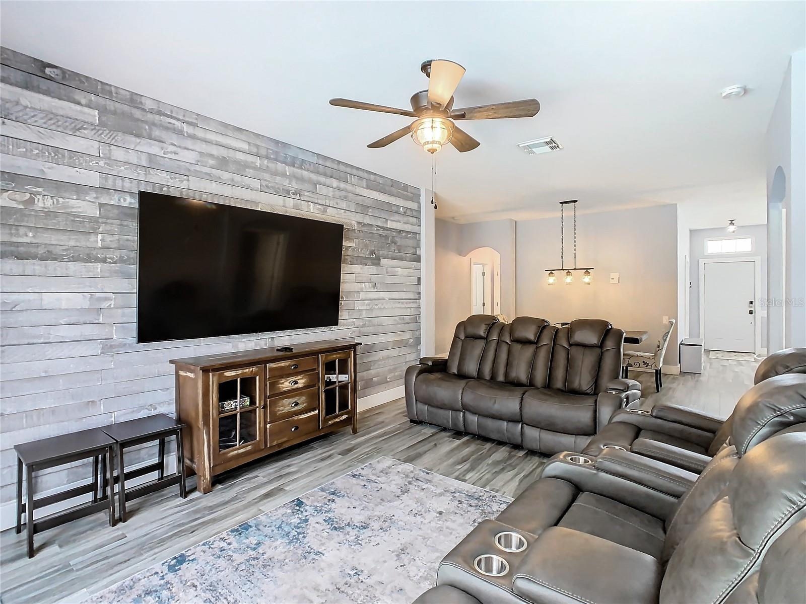8050 KING PALM CIR, KISSIMMEE, FL — photo 22
