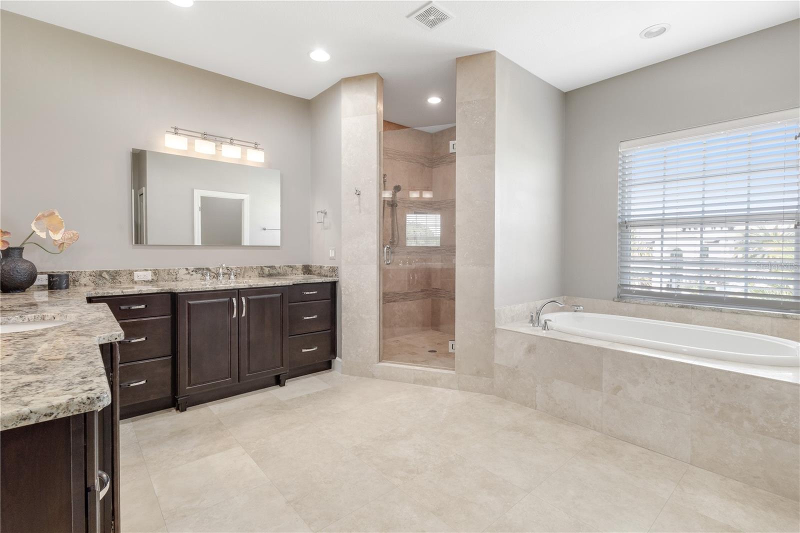 13304 BELLARIA CIR, WINDERMERE, FL — photo 48
