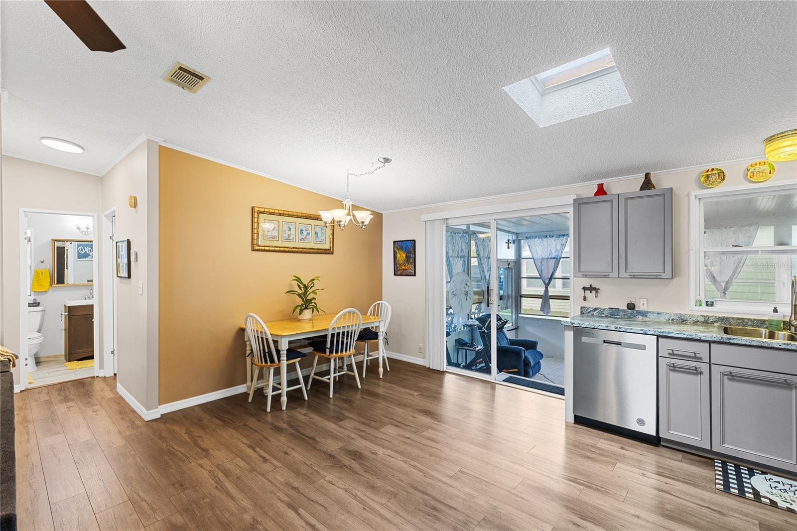 516 RANGER PARK CT, DAVENPORT, FL — photo 12