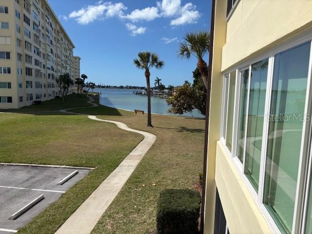 4700 COVE CIR #203, ST PETERSBURG, FL — photo 12