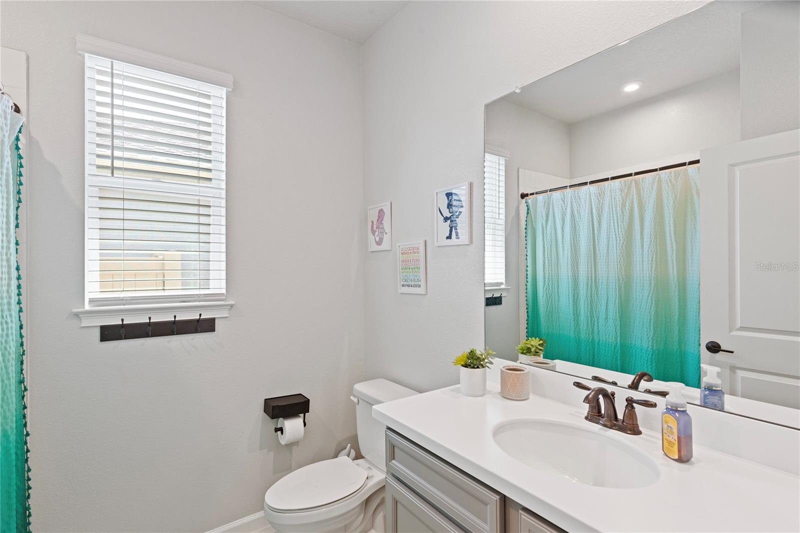 2456 ARBOR WIND DR, LUTZ, FL — photo 24