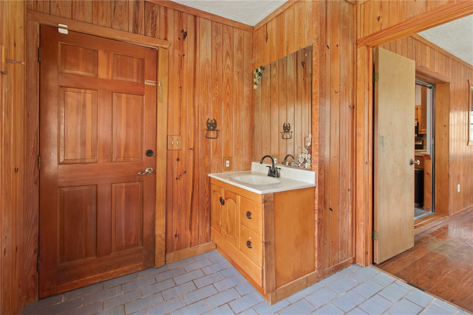1143 MEYERS RD, VENICE, FL — photo 16