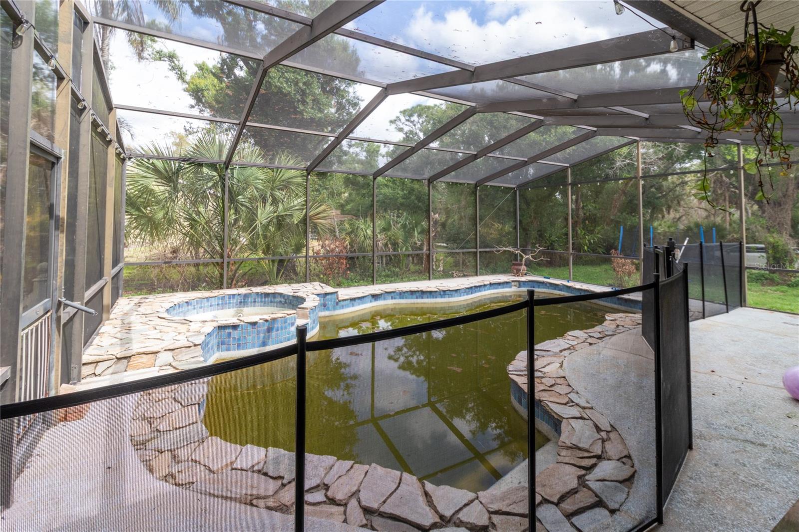 1143 MEYERS RD, VENICE, FL — photo 31